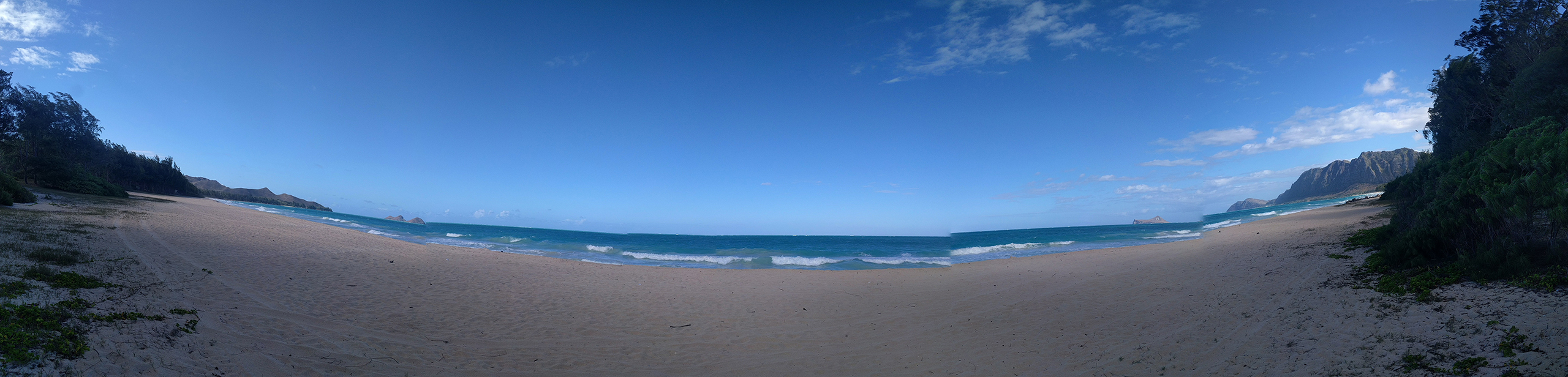 Strand an der Ostküste von O'ahu